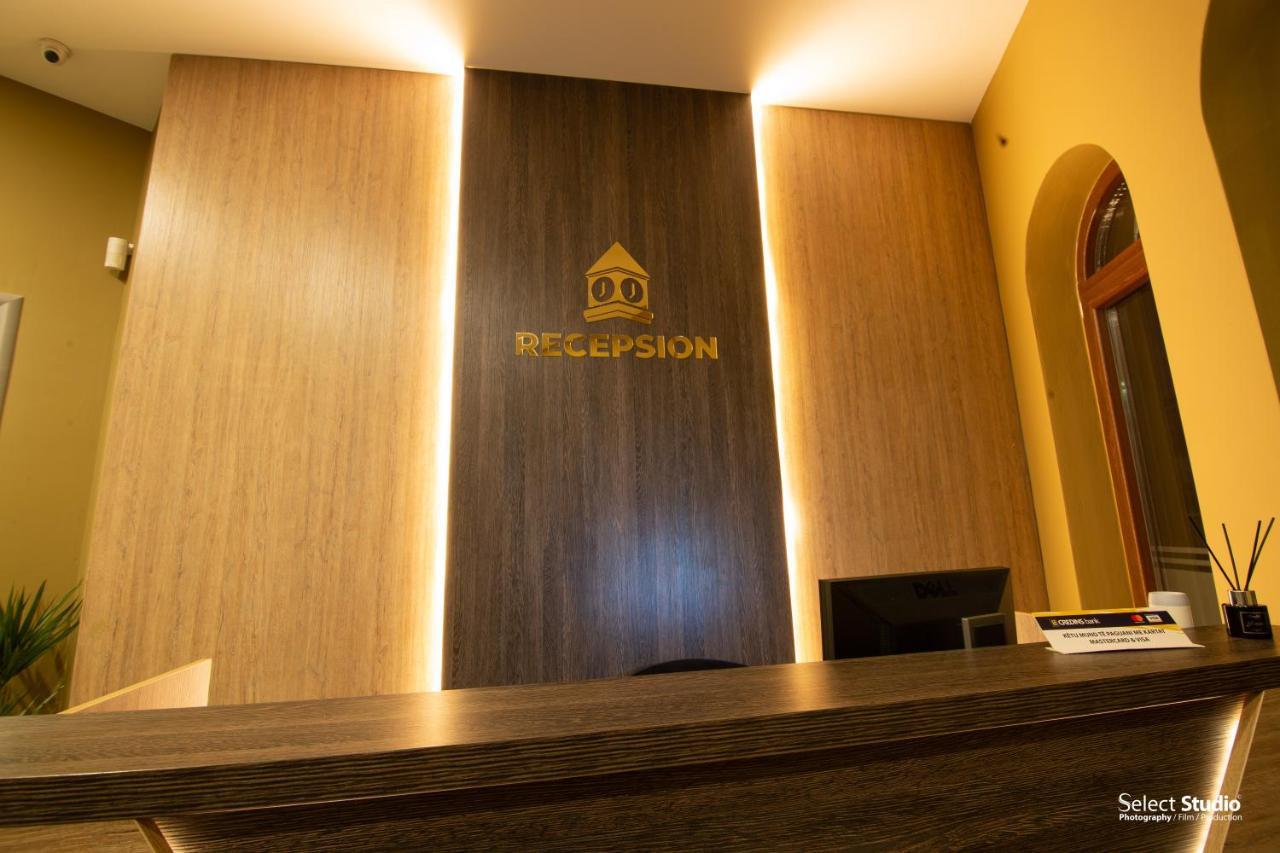 Sahati Hotel & Restaurant Korce Exterior foto