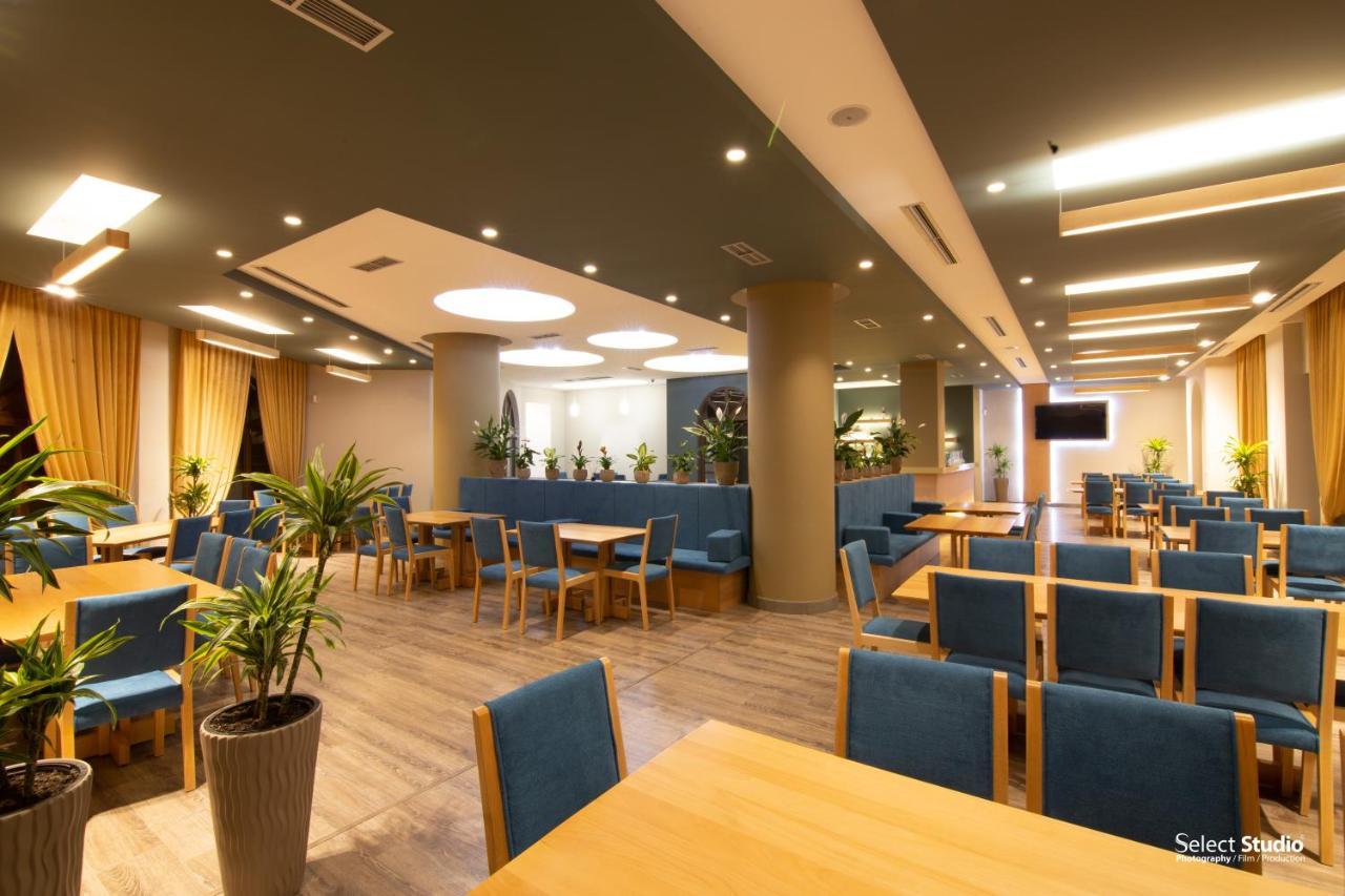 Sahati Hotel & Restaurant Korce Exterior foto